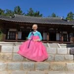 Cross-cultural communication between Korea and the world