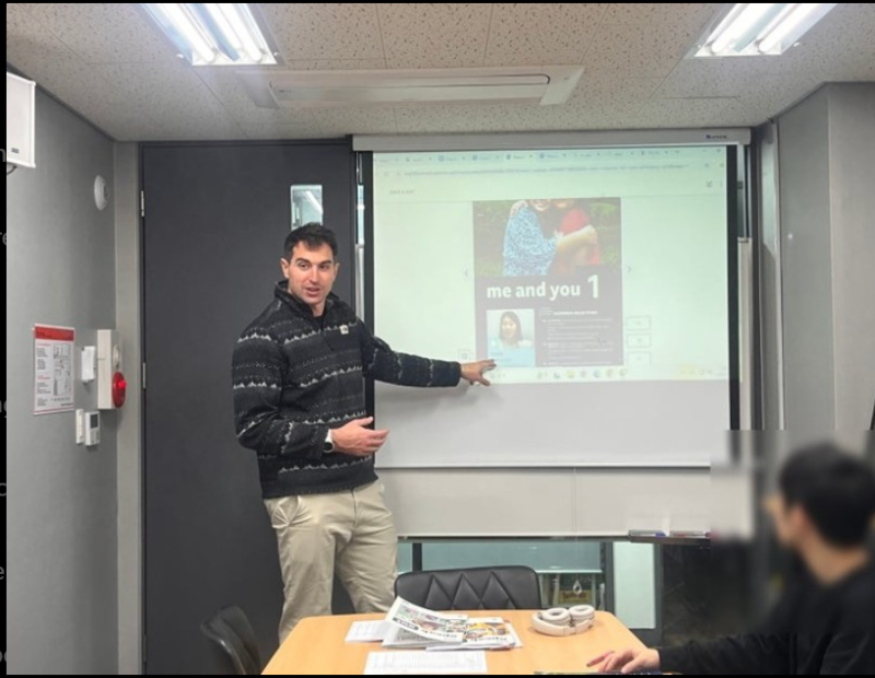 Ryan Thompson English coaching