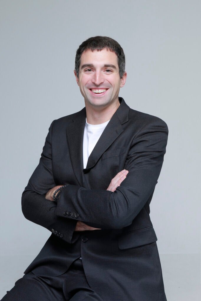 Ryan Thompson English coaching